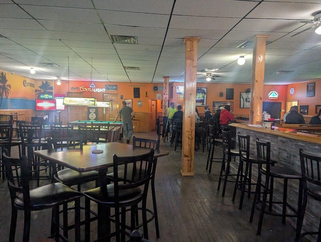 Paradise Bar & Grill Gallery Image 4